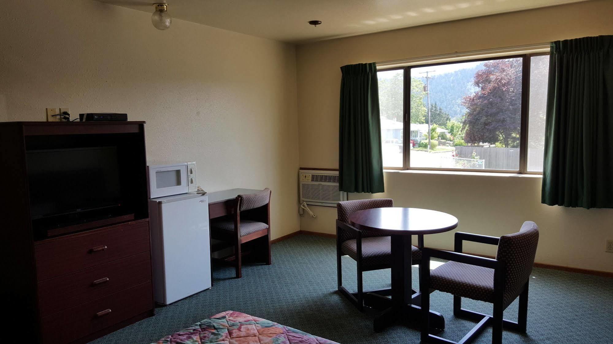 Safari Inn Motel Winston Eksteriør billede