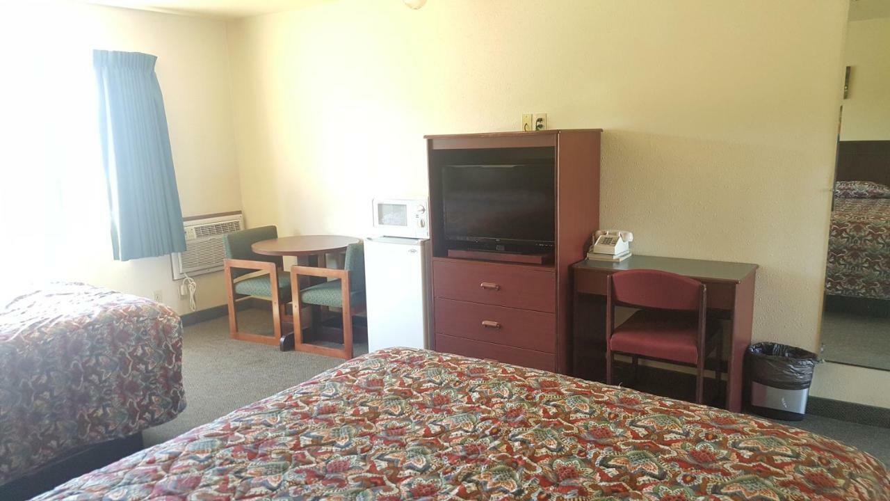 Safari Inn Motel Winston Eksteriør billede